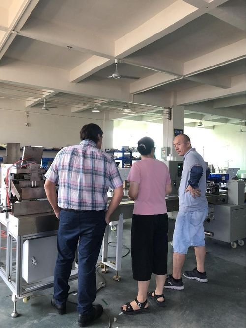 Últimas noticias de la empresa sobre Bienvenido Jesús de España para visitar las máquinas de embalaje Sayok