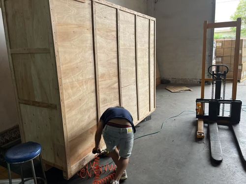 Últimas noticias de la empresa sobre Máquina de embalaje plegable de gasa personalizada lista para el envío