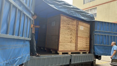 Últimas noticias de la empresa sobre 2 juegos de guantes PCL personalizados de maquinaria de embalaje plegable están siendo enviados a los clientes