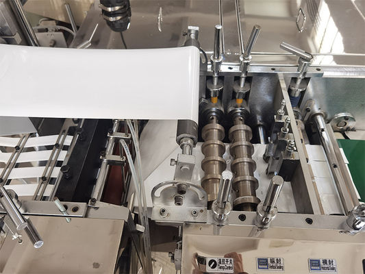 400 mm ancho de película PLC Máquina de fabricación de barras de alcohol Máquina de producción de almohadillas de preparación de alcohol