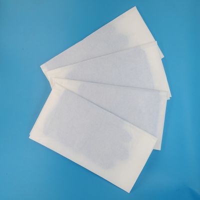 Máquina de envoltura de guantes quirúrgicos con accionamiento por servo para bolsillo de papel