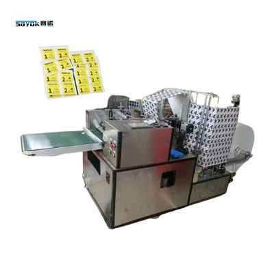 Máquina de embalaje de sellado de cuatro lados con accionamiento mecánico 220V 5KW 6 carriles Producción de hisopos de alcohol
