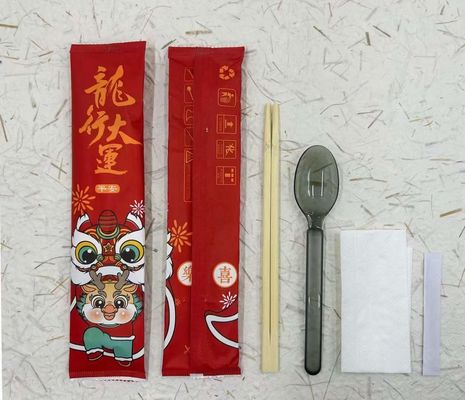 Línea de embalaje totalmente automática para cuchara de cuchillo de tenedor palillo de dientes servilleta sal pimienta Set de cubiertos