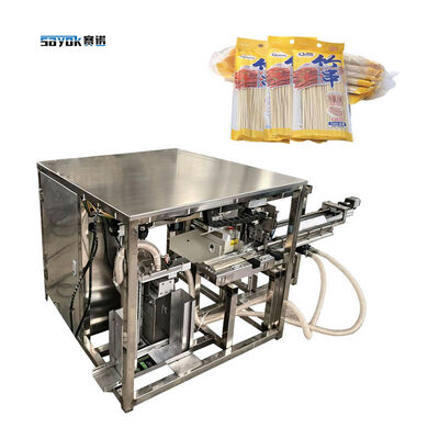 Máquina de embalaje de espigas de bambú automática de diseño compacto Máquina de embalaje de bolsas prefabricada pequeña